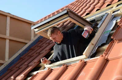 Pose de fenêtres de toit Velux à Bruz